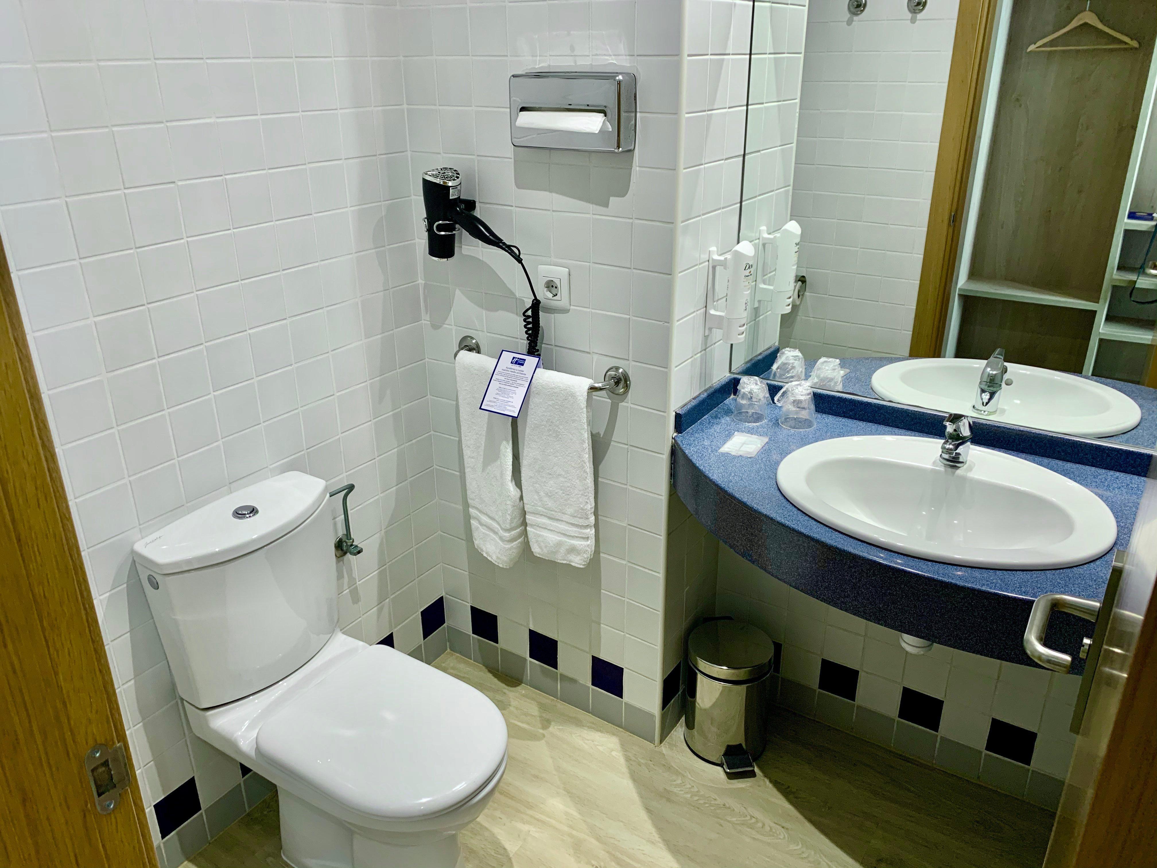 Holiday Inn Express Ciudad De Las Ciencias By Ihg Valencia Ngoại thất bức ảnh