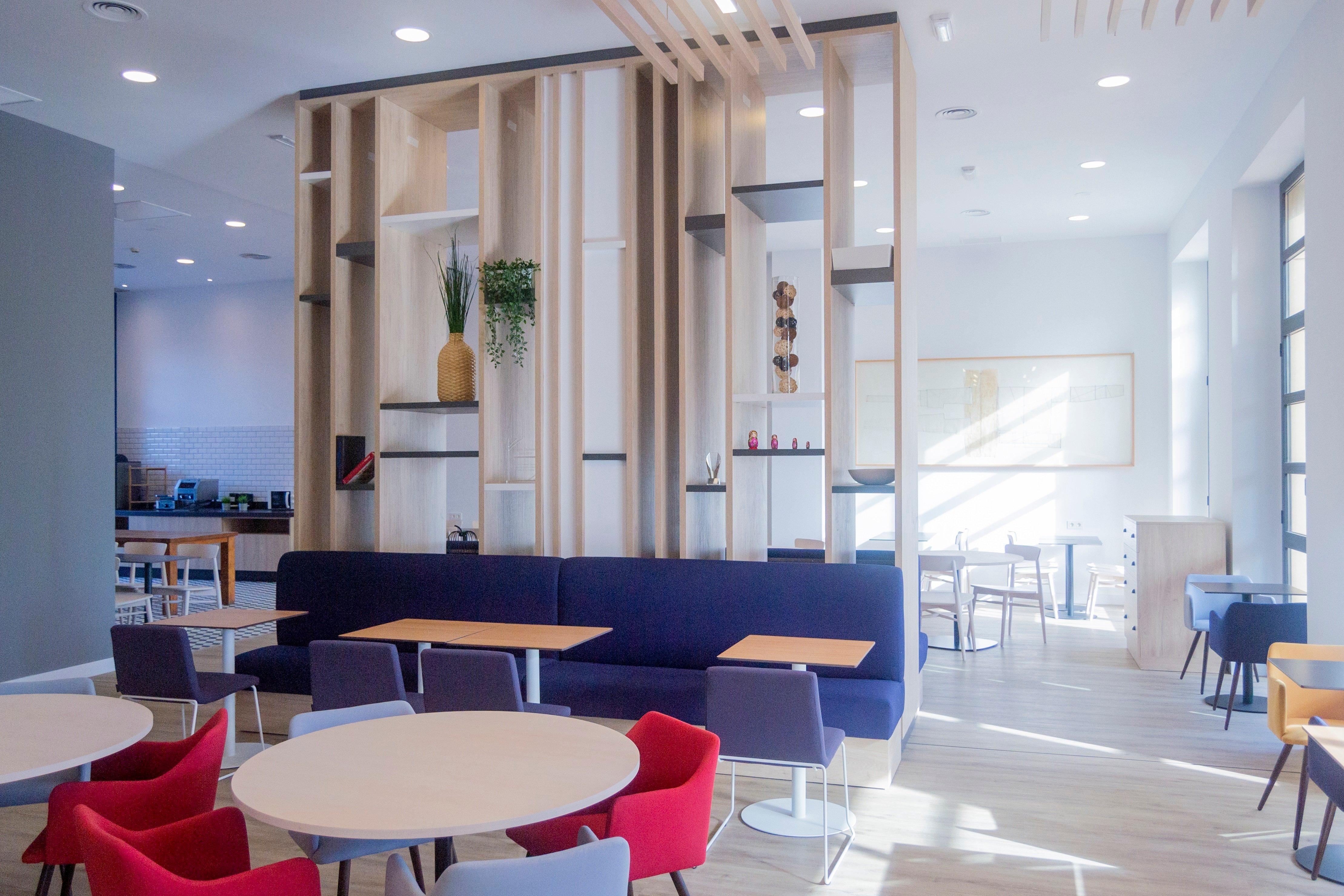Holiday Inn Express Ciudad De Las Ciencias By Ihg Valencia Ngoại thất bức ảnh