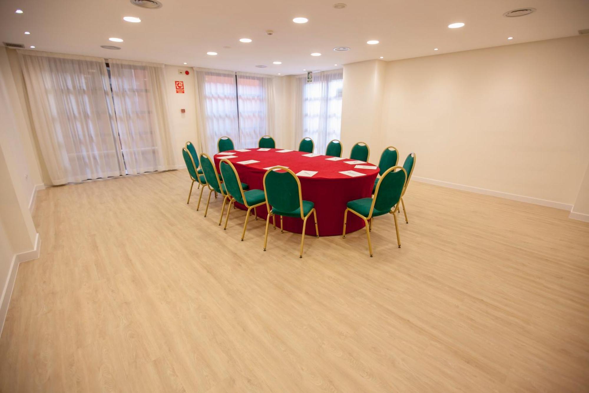 Holiday Inn Express Ciudad De Las Ciencias By Ihg Valencia Ngoại thất bức ảnh